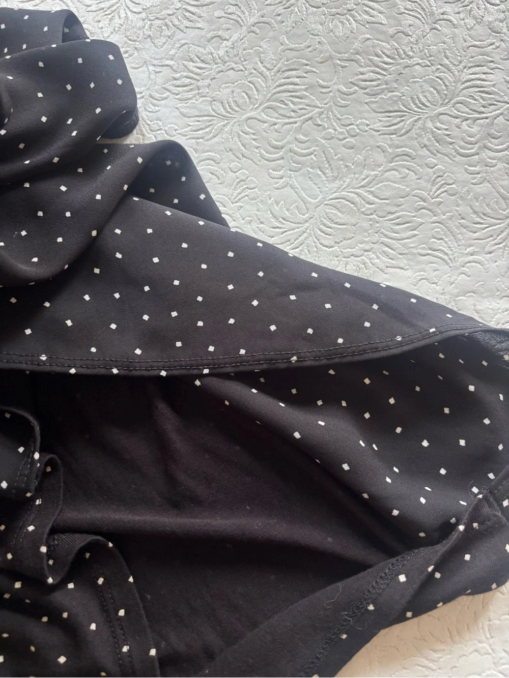 LOFT Mixed Media Black /White Polka Dot Puff-Sleeve Blouse, Size Medium